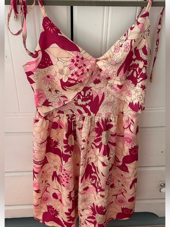 Dresses & Skirts - NWOT Floral Pink and Cream Sundress Tie Straps and Smocked Back Very Pretty